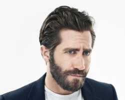 WHAT IS THE ZODIAC SIGN OF JAKE GYLLENHAAL?